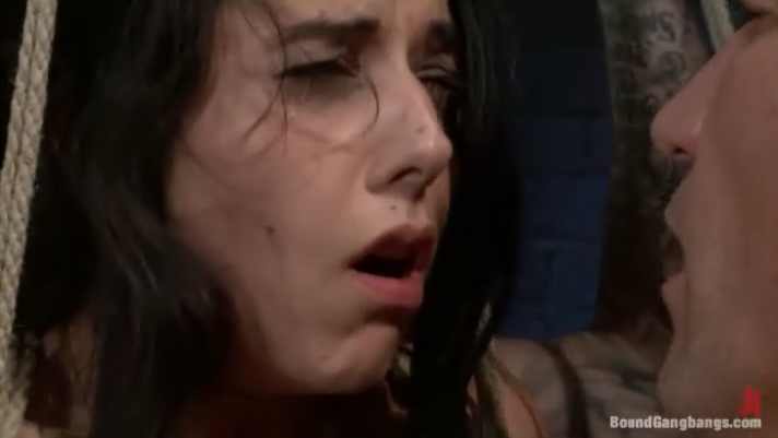 Lou Charmelle ; BoundGangbangs [UPDATE JANVIER 2023]